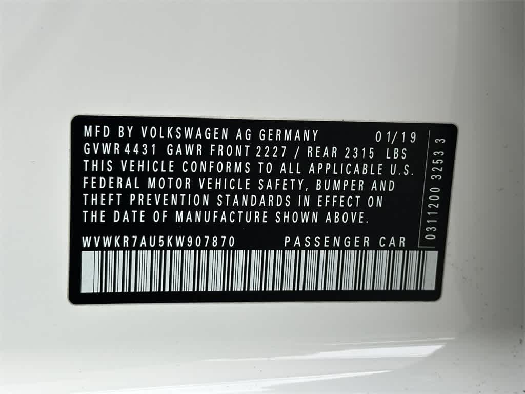 Thumbnail: 2019 Volkswagen e-Golf - 21