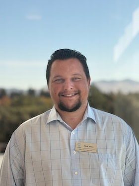 Staff member Nicholas Riise from ID_b4800c230c61