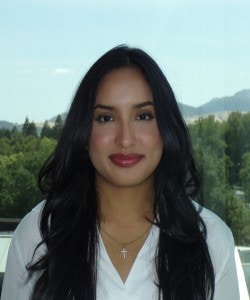 Staff member Allyson Sandigo from ID_b4800c230c61