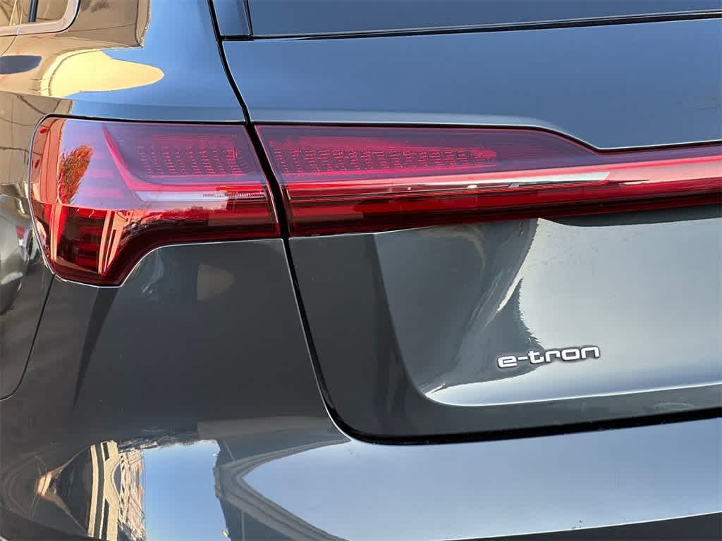 Thumbnail: 2019 Audi e-tron - 7