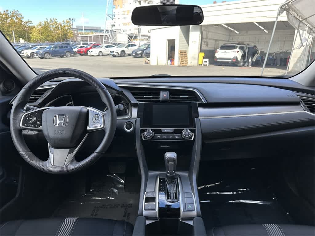 Thumbnail: 2017 Honda Civic - 10