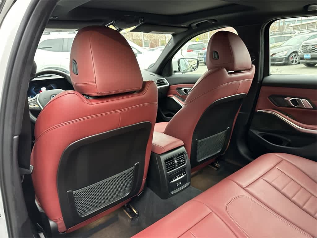 Thumbnail: 2023 BMW 3 Series - 12