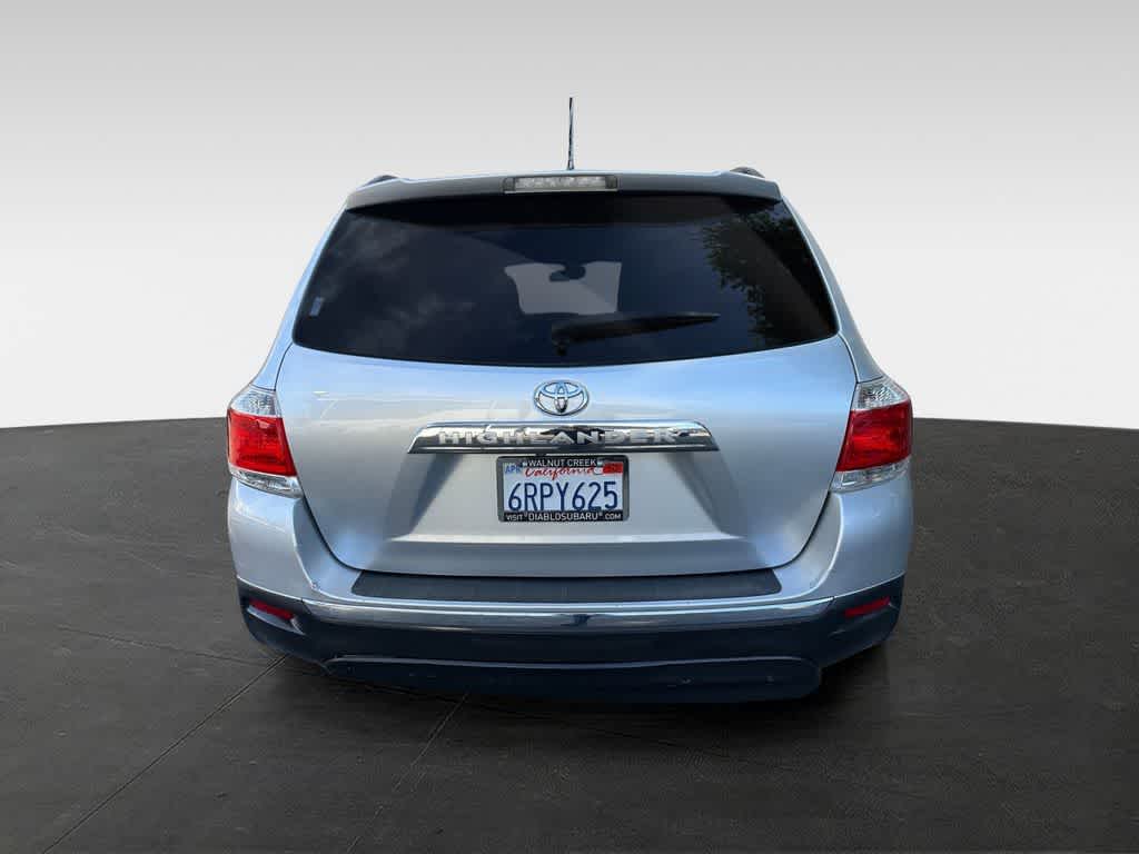 Thumbnail: 2011 Toyota Highlander - 5