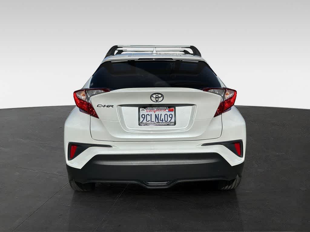 Thumbnail: 2022 Toyota C-HR - 4