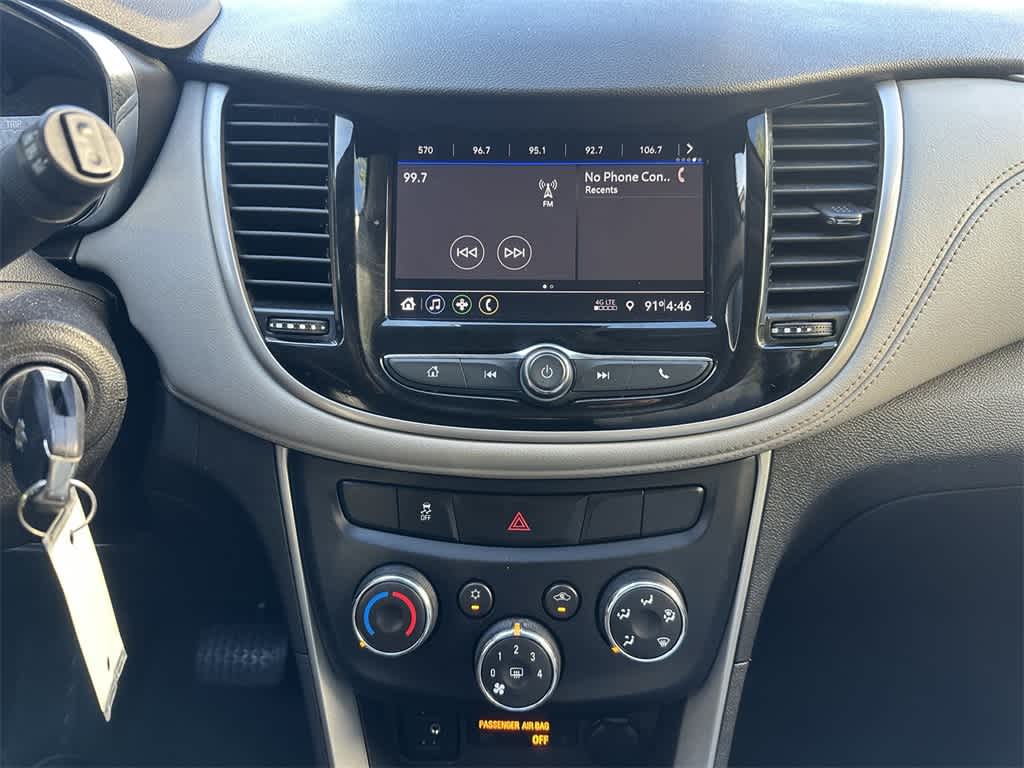 Thumbnail: 2020 Chevrolet Trax - 16