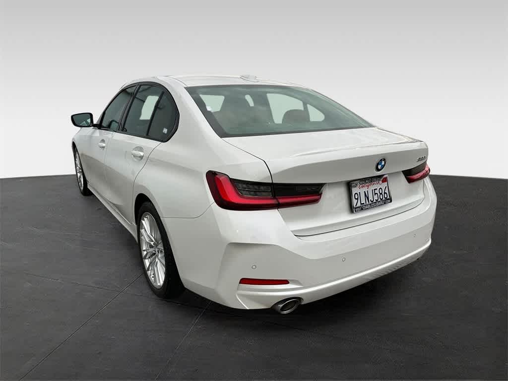 Thumbnail: 2023 BMW 3 Series - 4