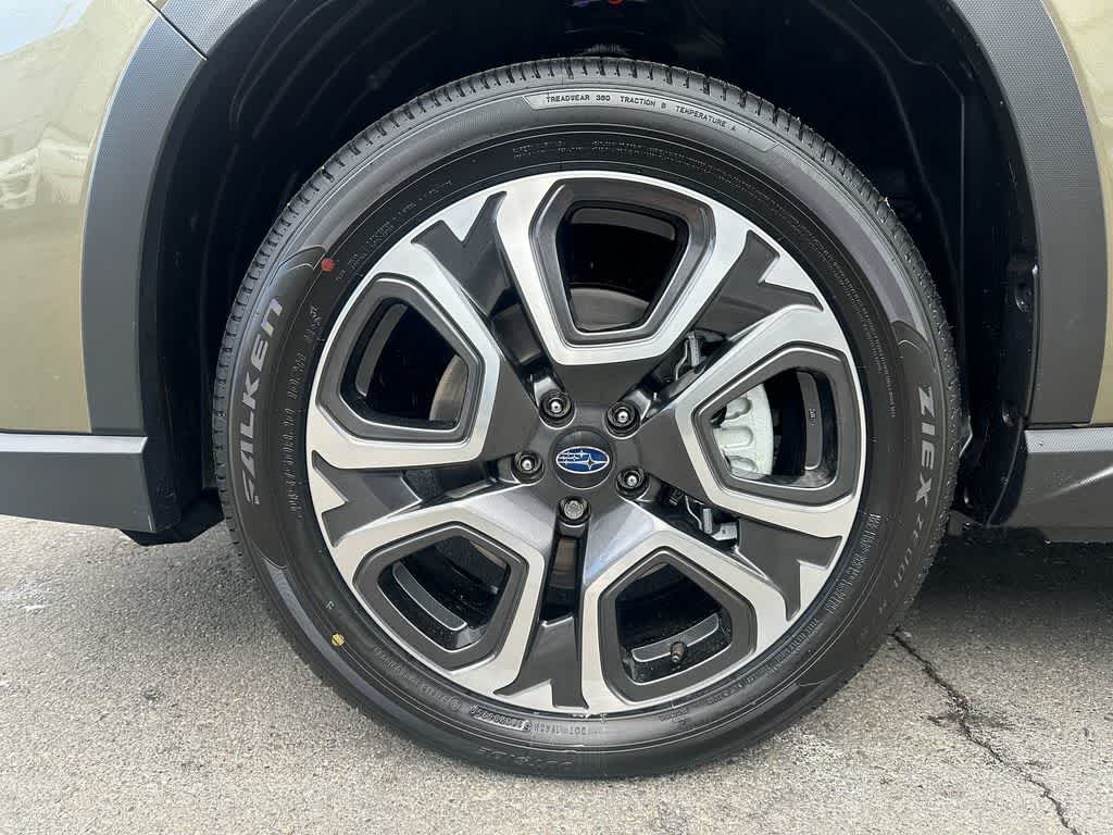 2026 Subaru Ascent Limited - Photo 8