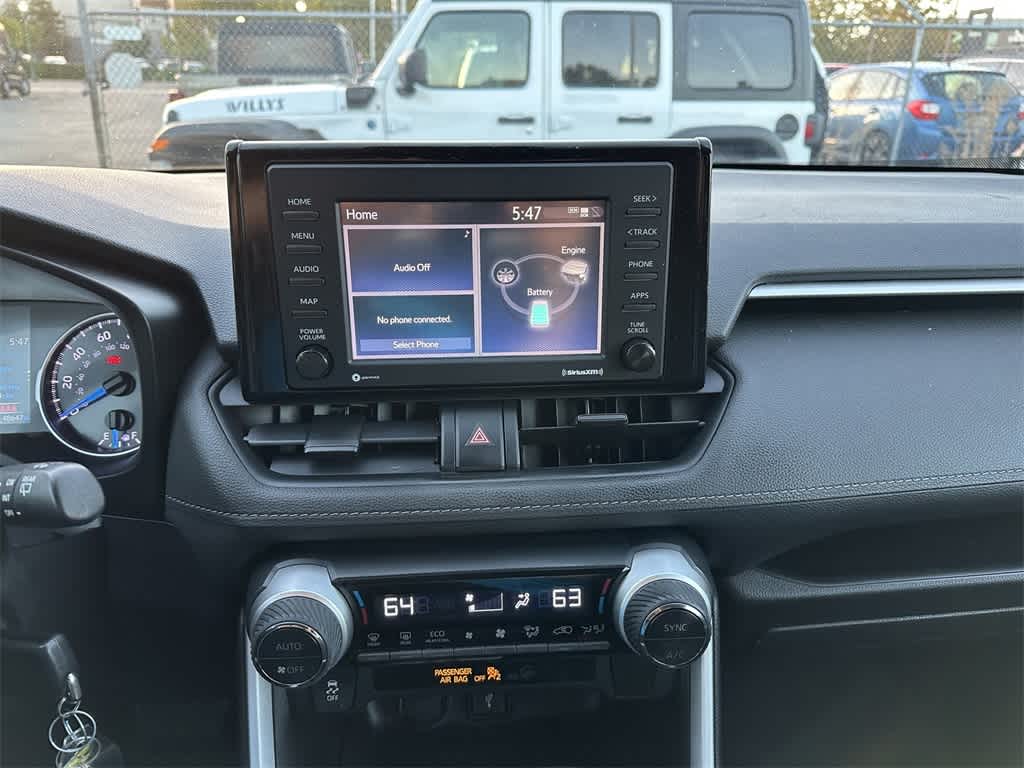 Thumbnail: 2021 Toyota RAV4 - 16