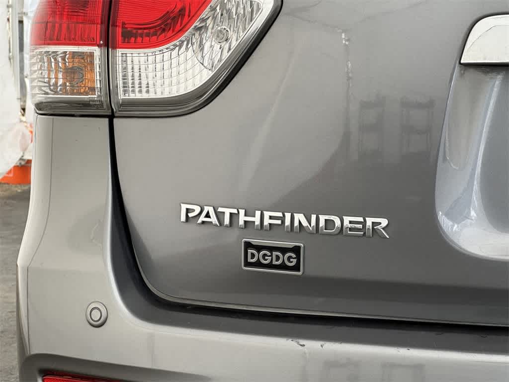 2015 Nissan Pathfinder SL 6