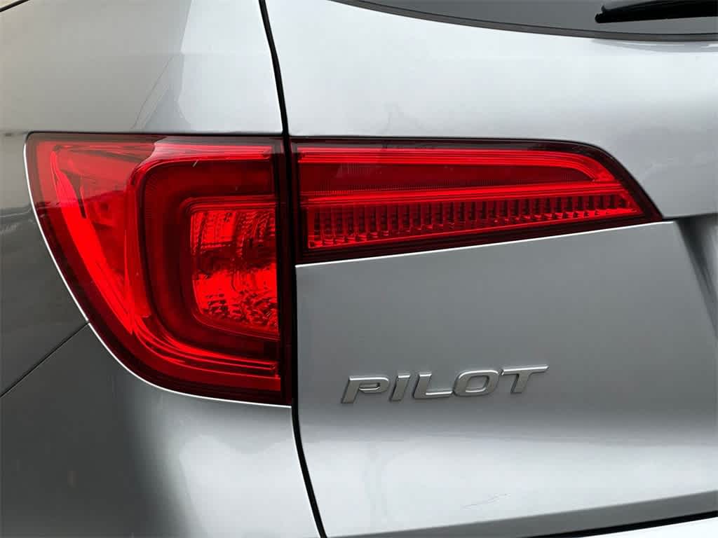 Thumbnail: 2016 Honda Pilot - 7