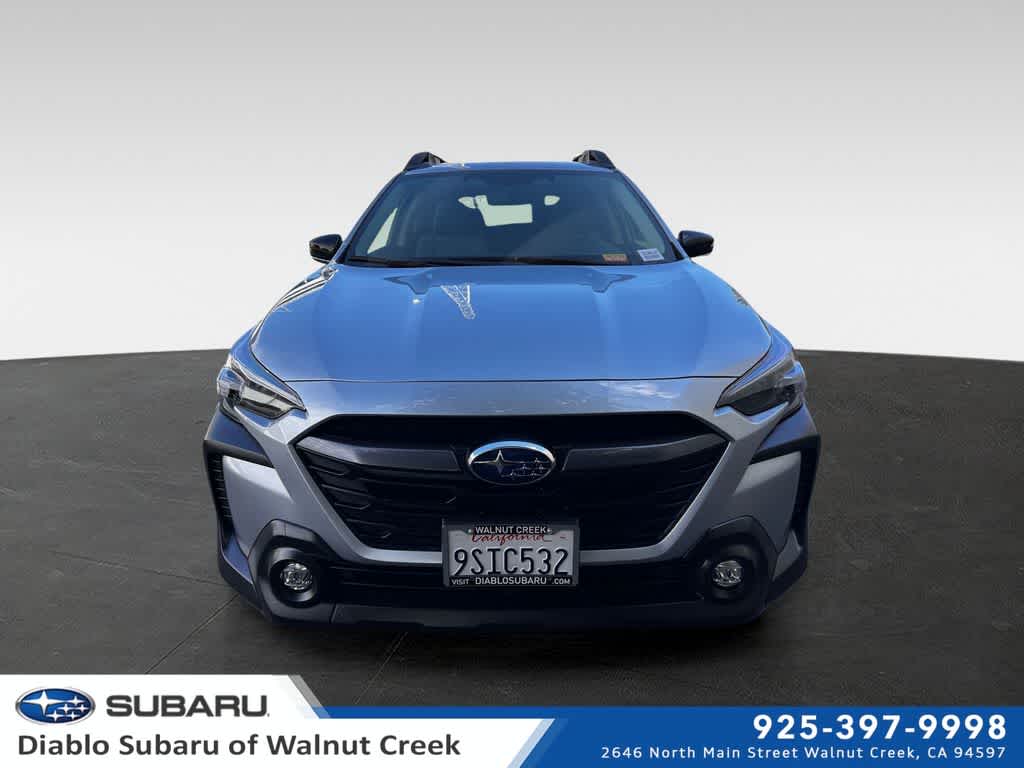 2025 Subaru Outback Premium's photo