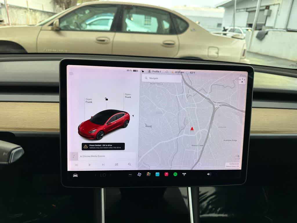 Thumbnail: 2019 Tesla Model 3 - 17