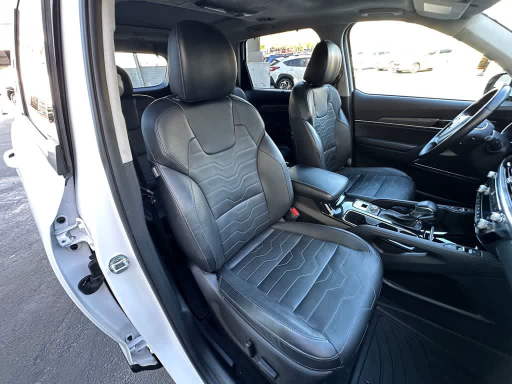 Thumbnail: 2021 Kia Telluride - 16