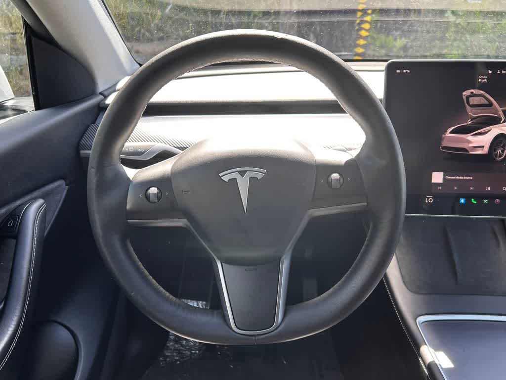 Thumbnail: 2022 Tesla Model Y - 16