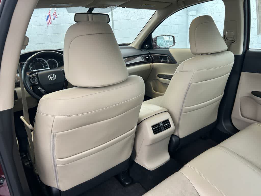 Thumbnail: 2016 Honda Accord - 13
