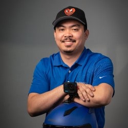 Staff member Roberto Maneclang from ID_0c3459f77def