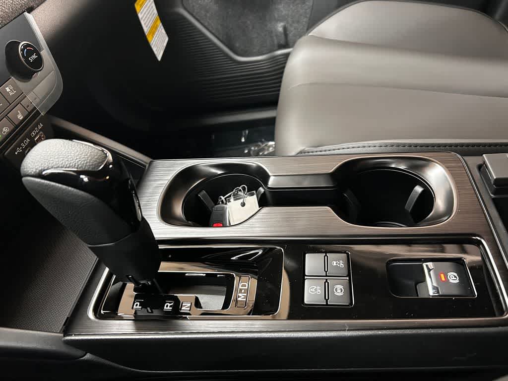 Thumbnail: 2026 Subaru Outback - 18