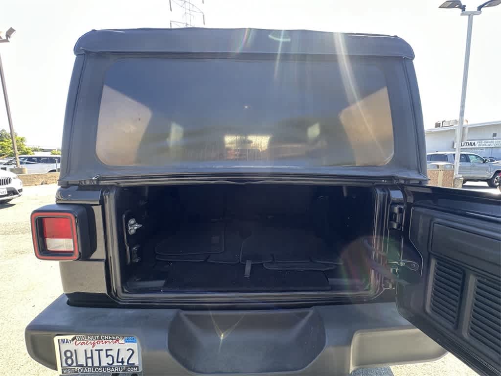 Thumbnail: 2018 Jeep Wrangler - 19