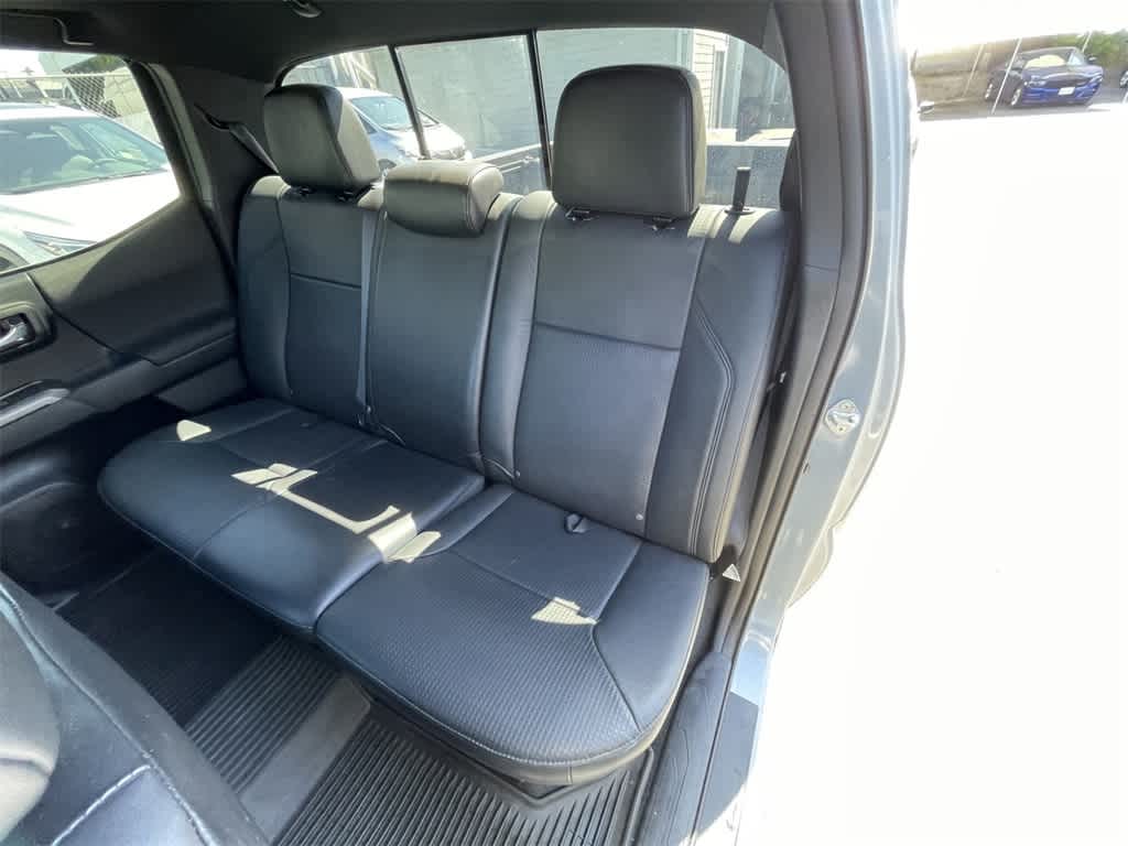 2018 Toyota Tacoma TRD Sport 14