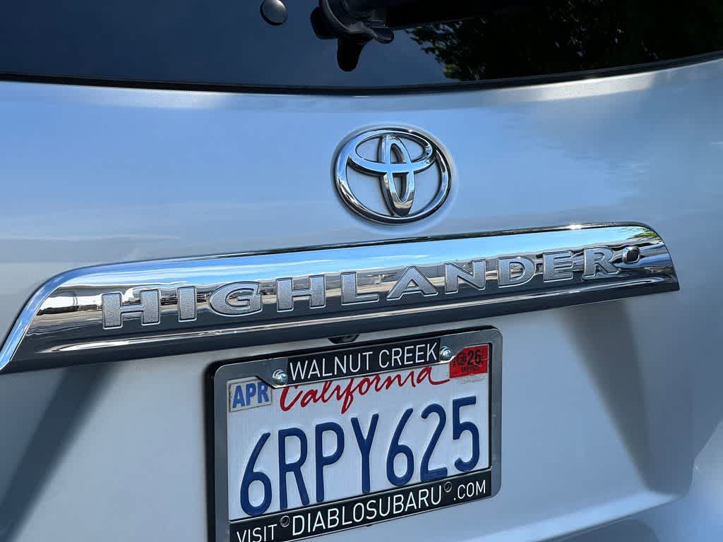 Thumbnail: 2011 Toyota Highlander - 7