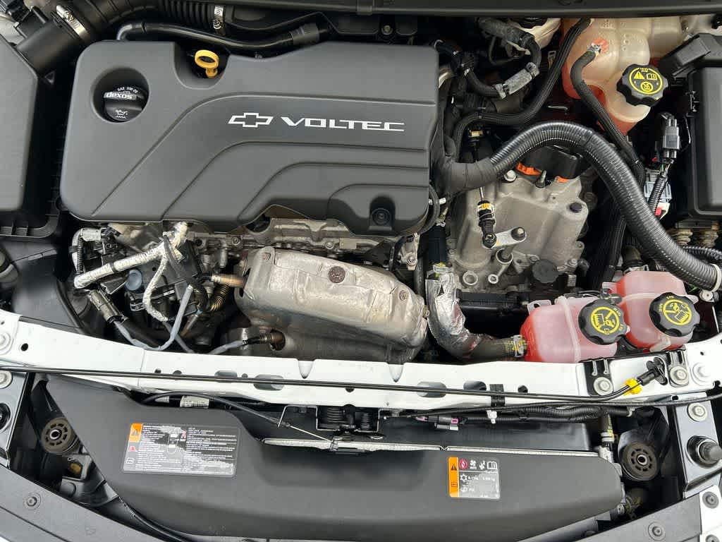 Thumbnail: 2017 Chevrolet Volt - 9