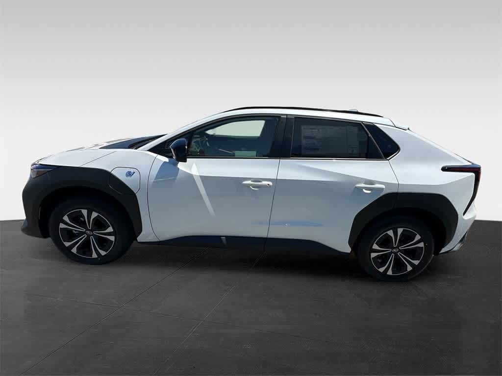 Thumbnail: 2025 Subaru Solterra - 3