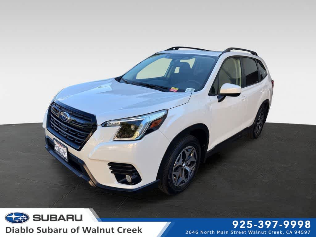 2023 Subaru Forester Premium's photo