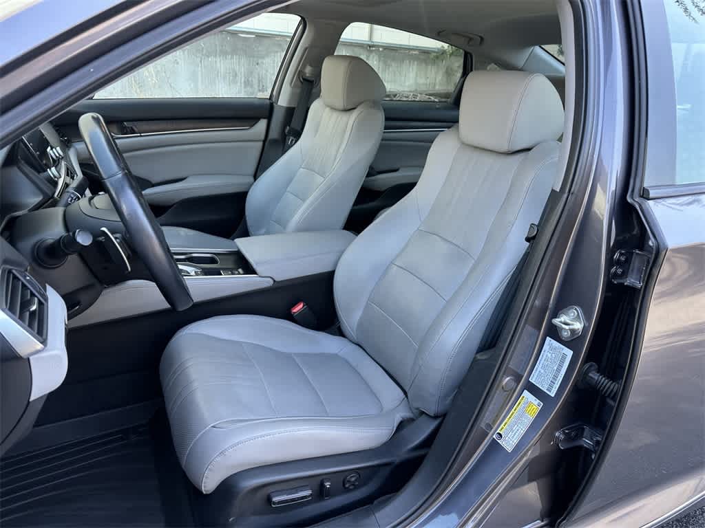 Thumbnail: 2018 Honda Accord - 11