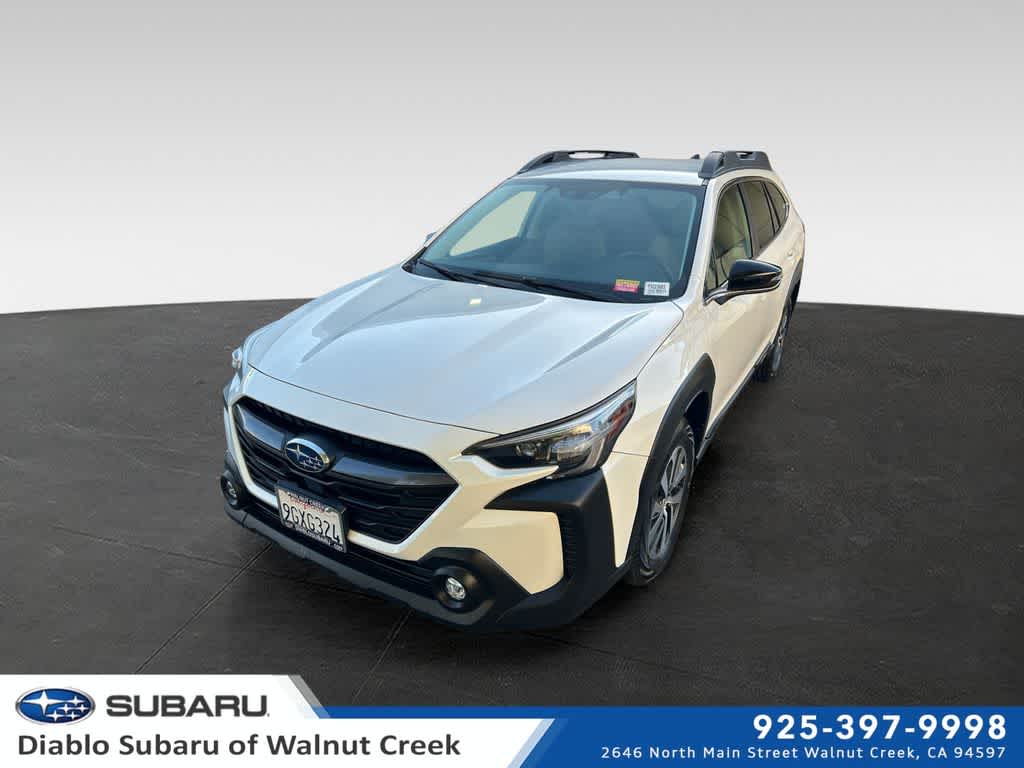 2023 Subaru Outback Premium's photo