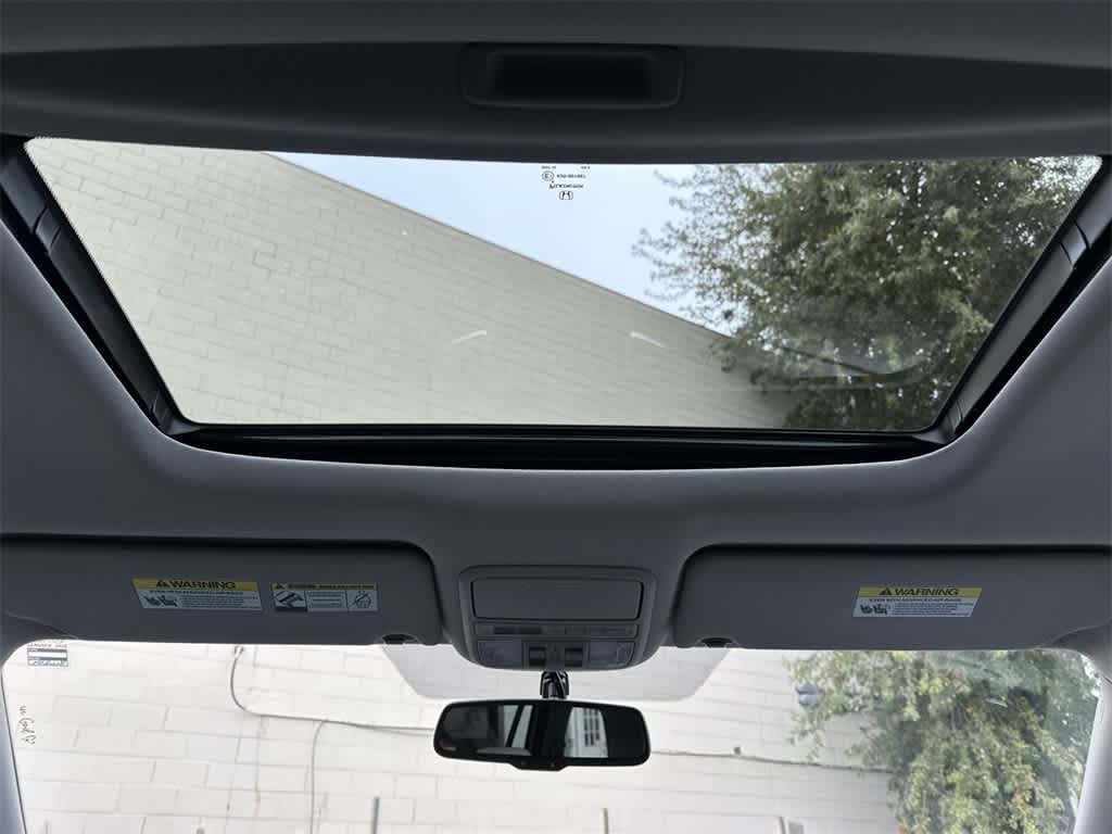 Thumbnail: 2016 Honda Pilot - 13