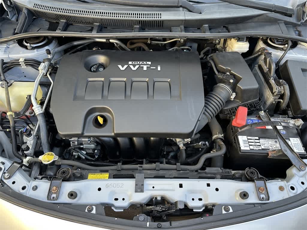 Thumbnail: 2010 Toyota Corolla - 9
