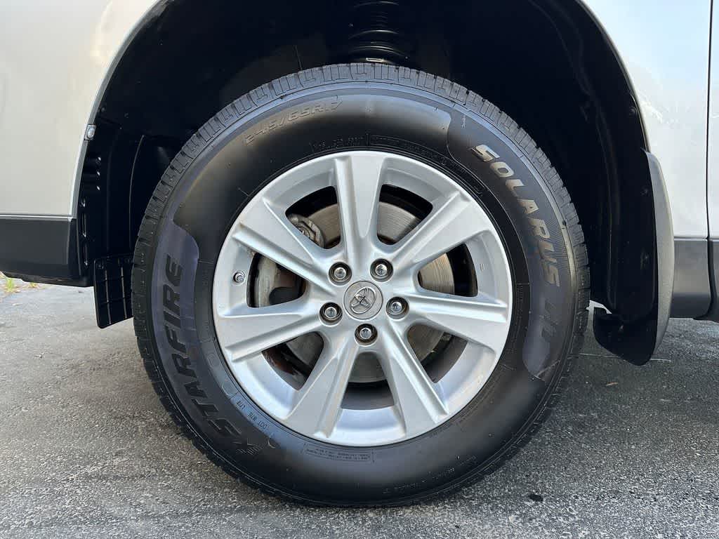 Thumbnail: 2011 Toyota Highlander - 8