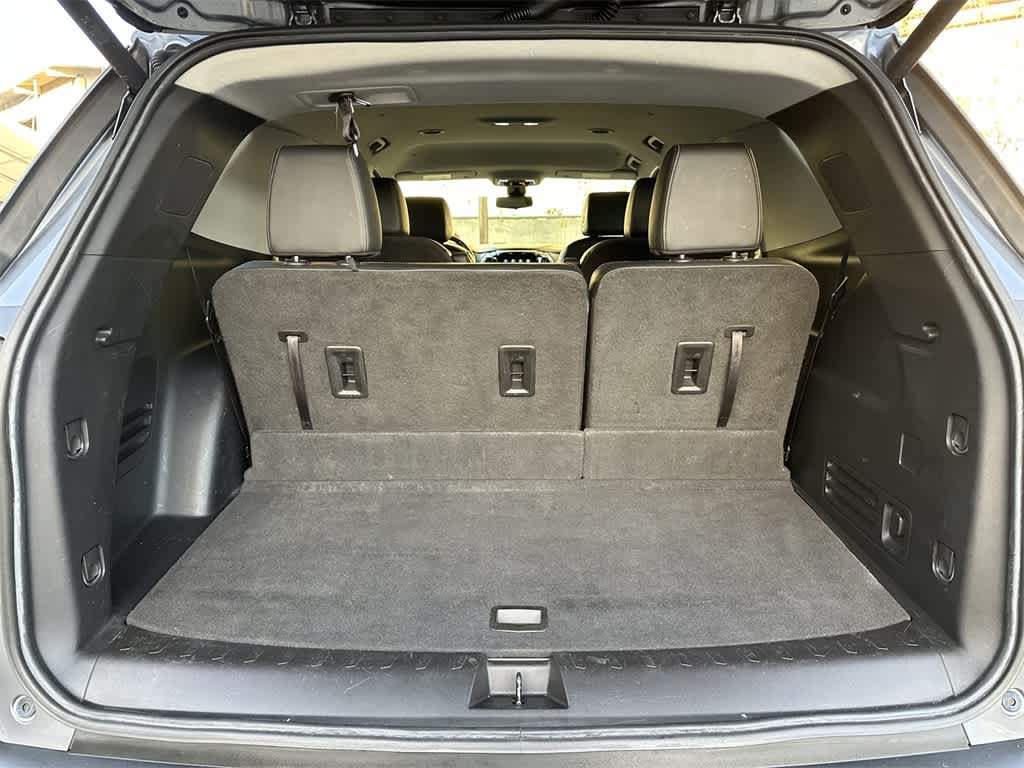 Thumbnail: 2020 Chevrolet Traverse - 19