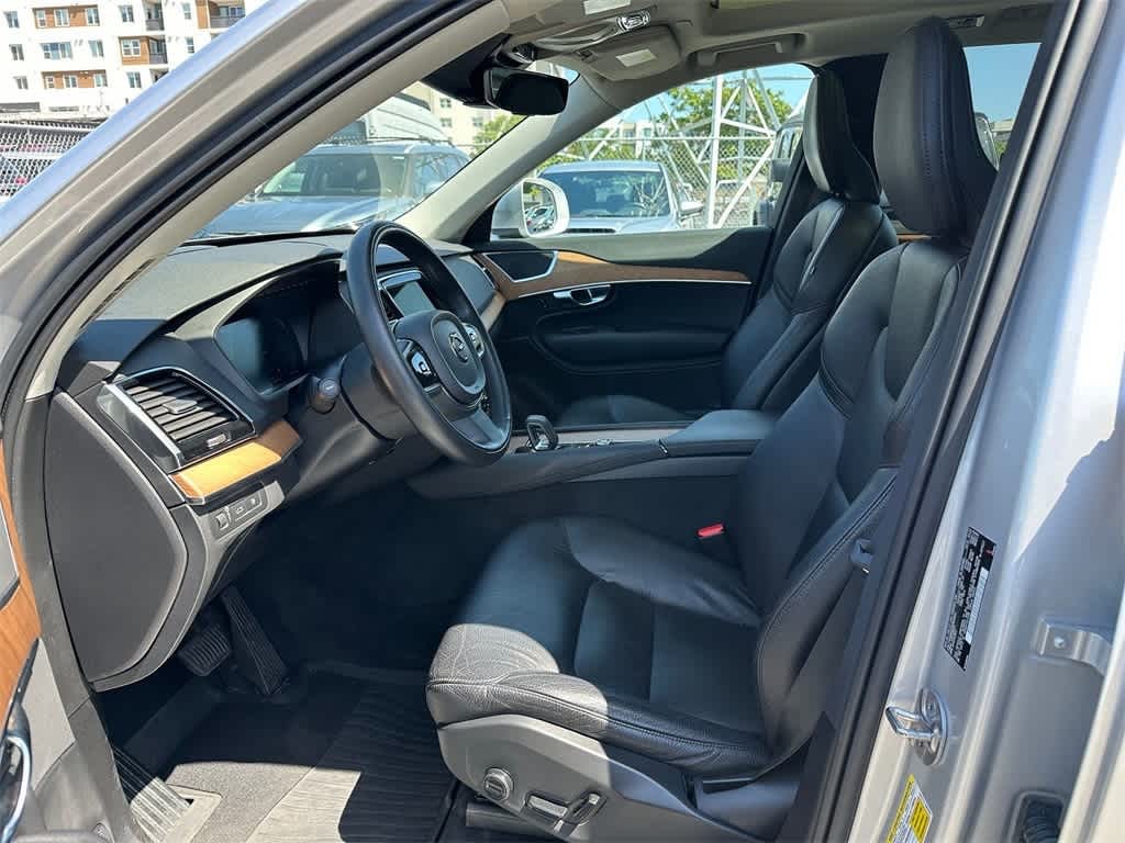 Used 2022 Volvo XC90 Recharge Plug-In Hybrid Inscription Expression SUV