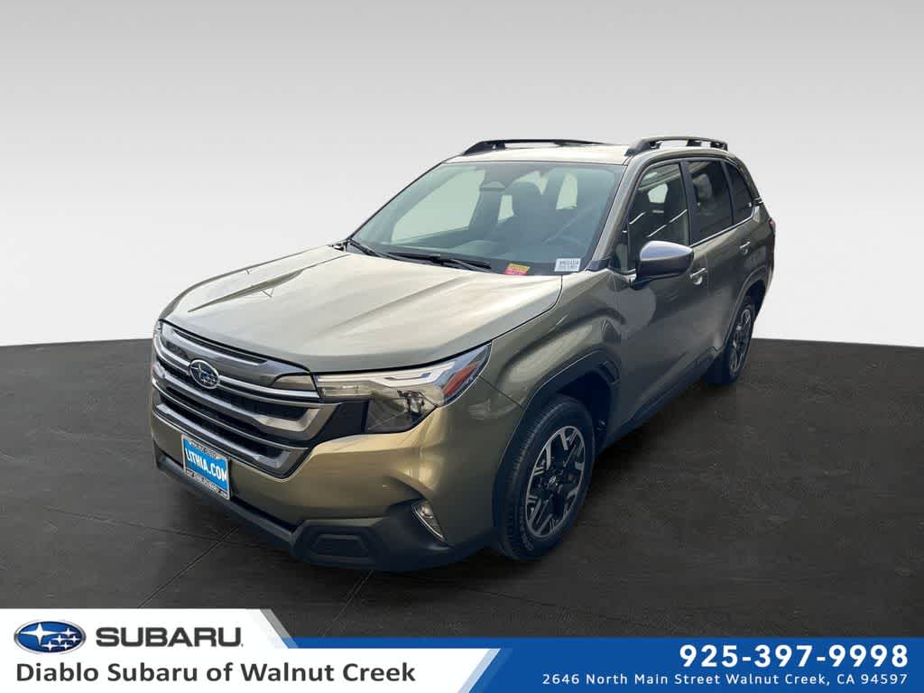 2025 Subaru Forester Premium's photo