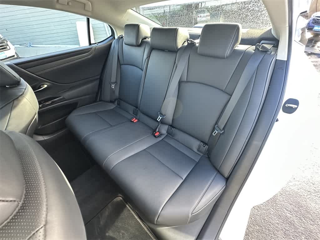 Thumbnail: 2024 Lexus ES - 14