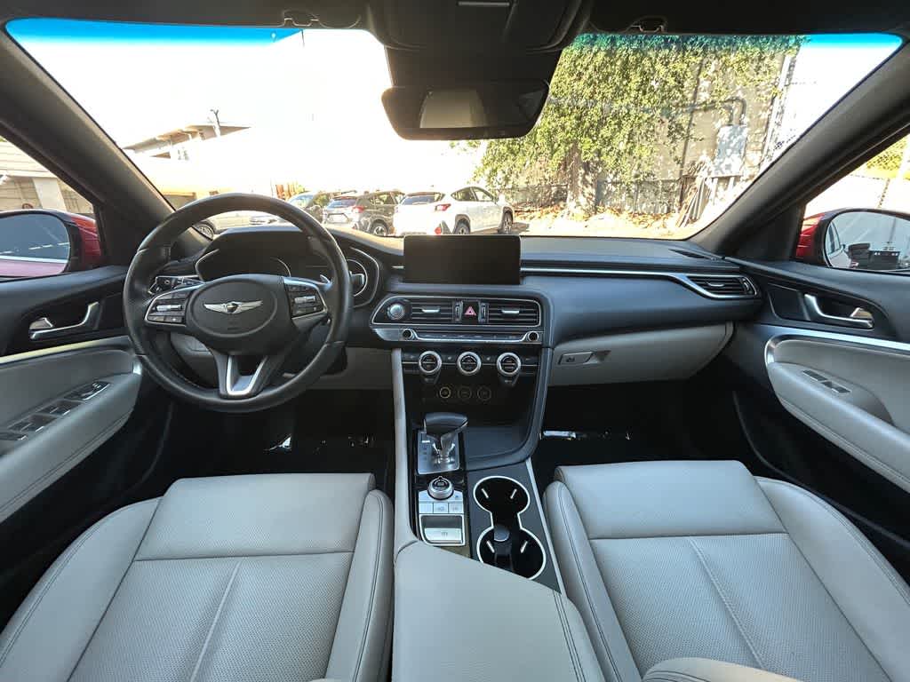 Thumbnail: 2022 Genesis G70 - 10