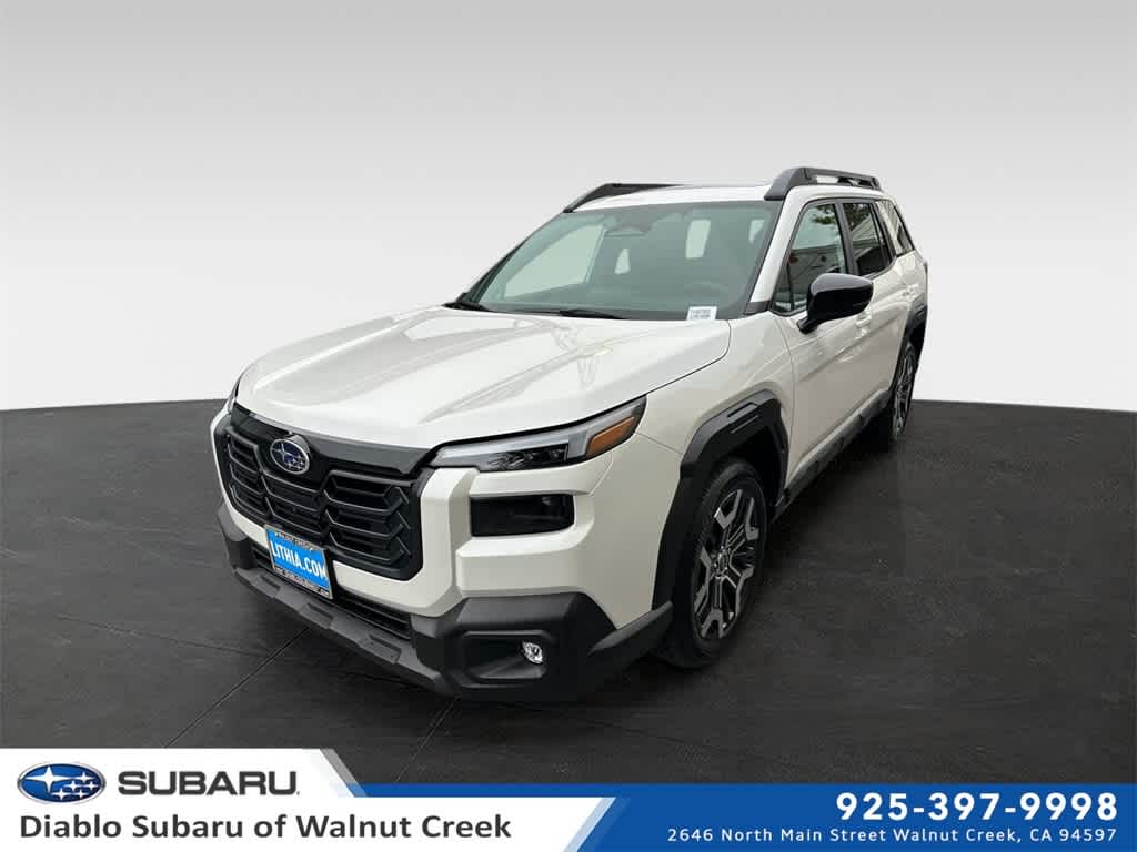 2026 Subaru Outback Touring's photo