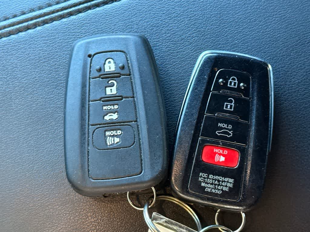 Thumbnail: 2019 Toyota Avalon - 20