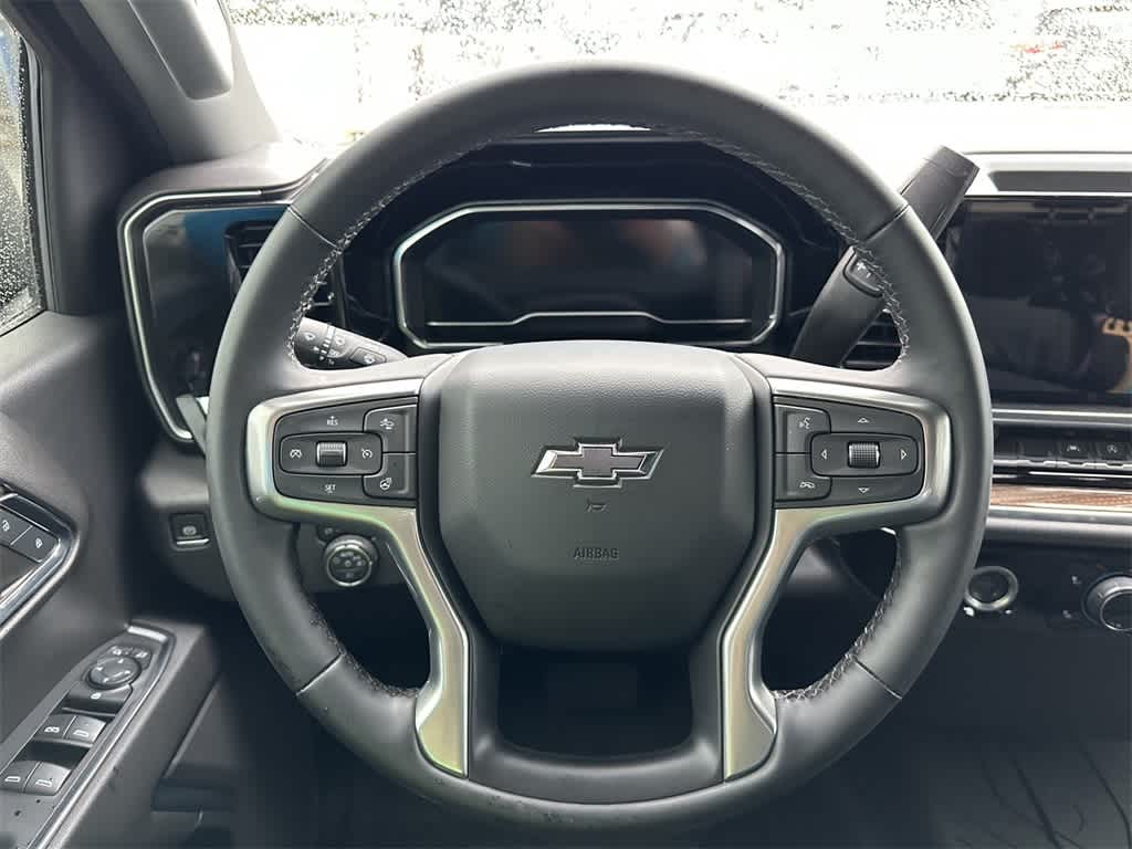 Thumbnail: 2024 Chevrolet Silverado 1500 - 15