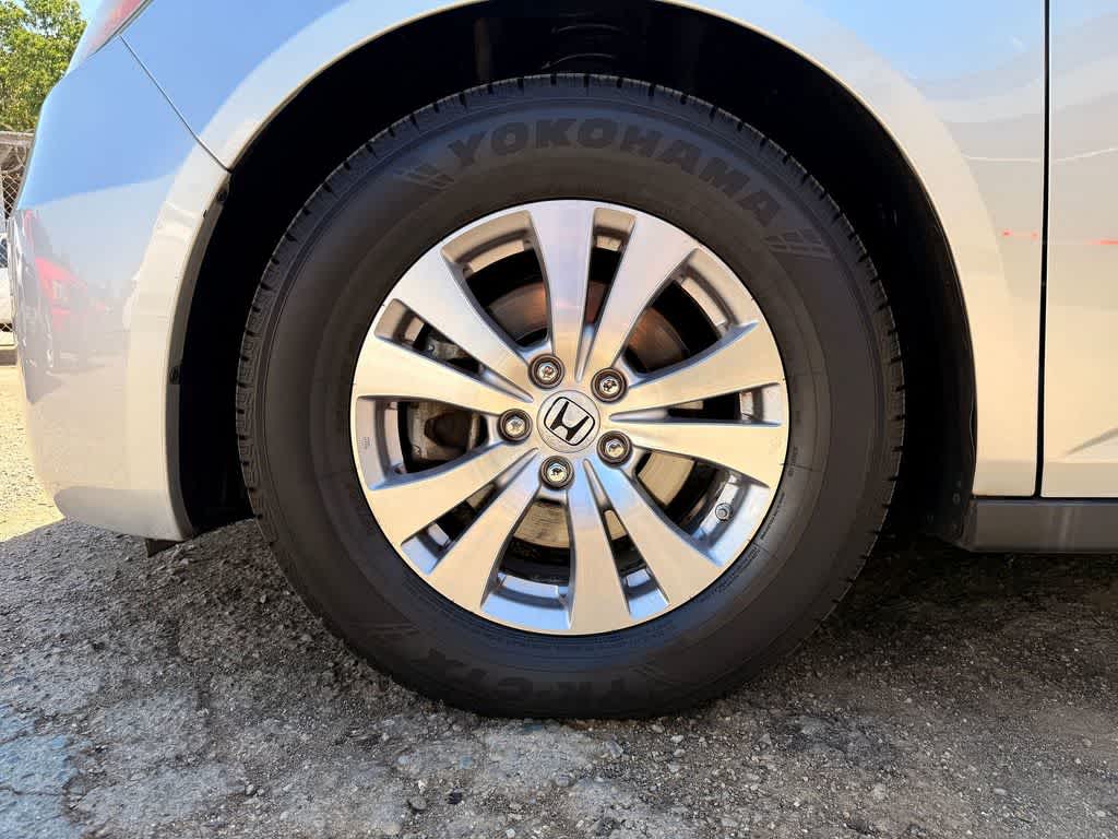 Thumbnail: 2015 Honda Odyssey - 8