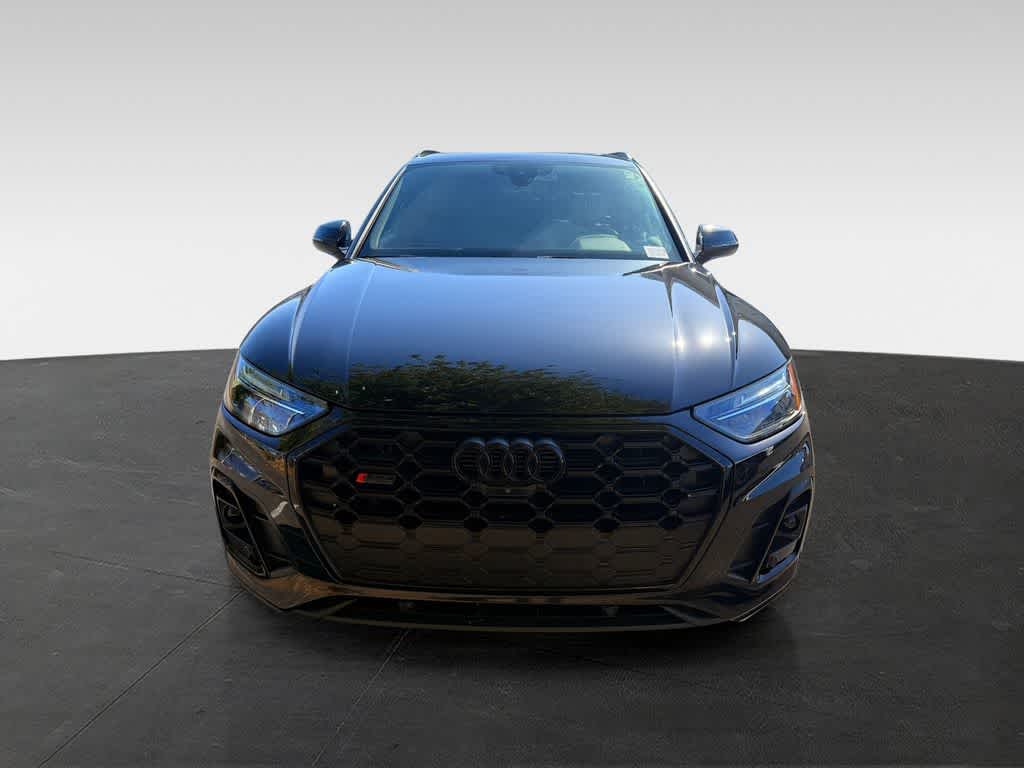 Thumbnail: 2023 Audi SQ5 - 6