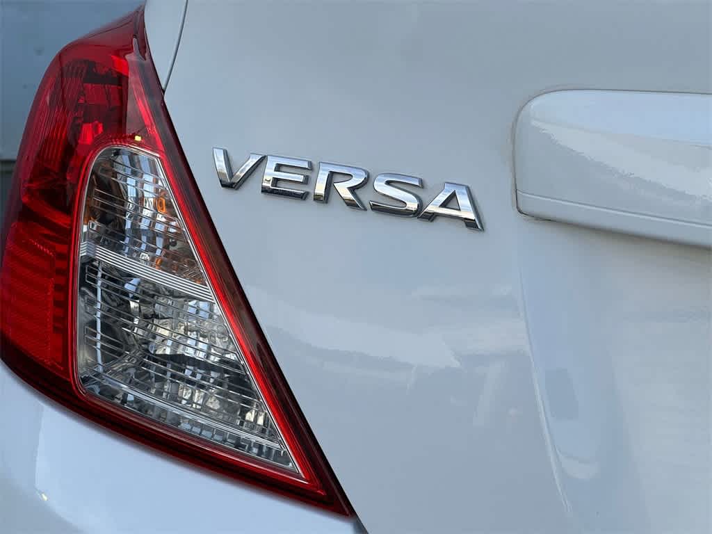 Thumbnail: 2017 Nissan Versa - 5