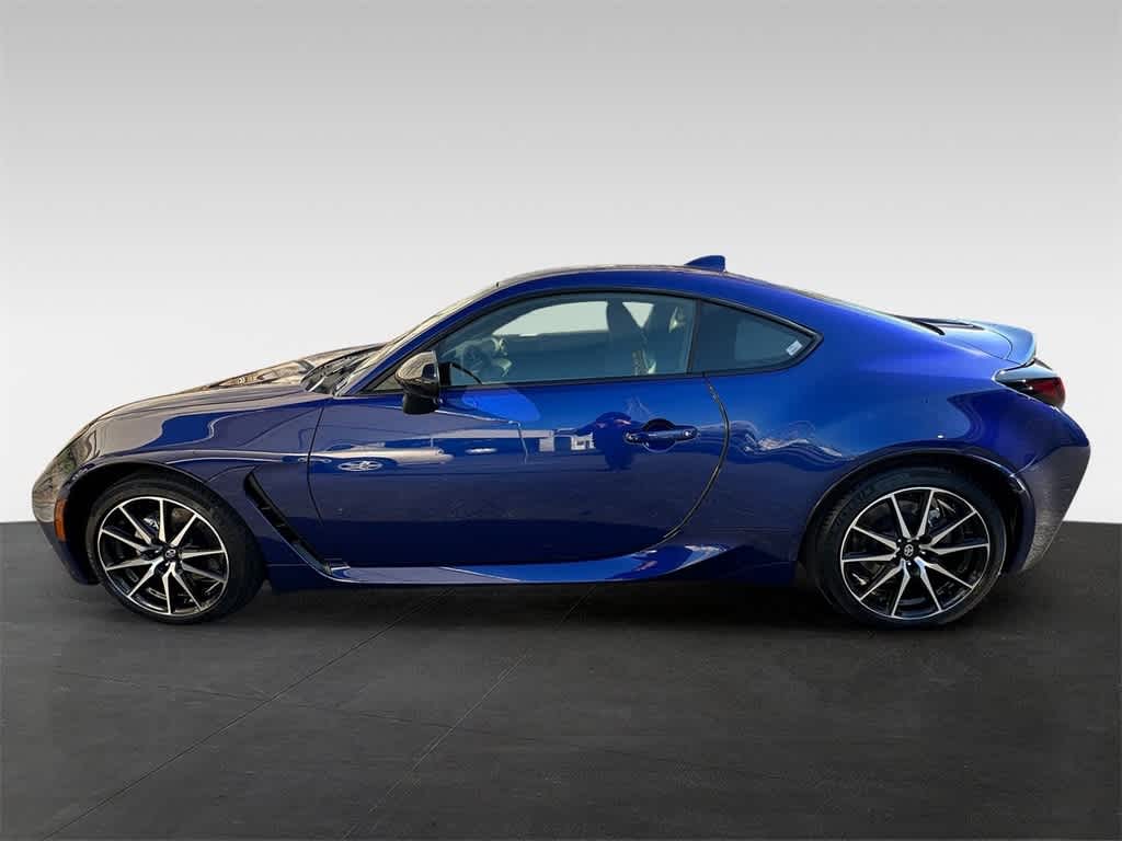 Thumbnail: 2024 Toyota GR86 - 3