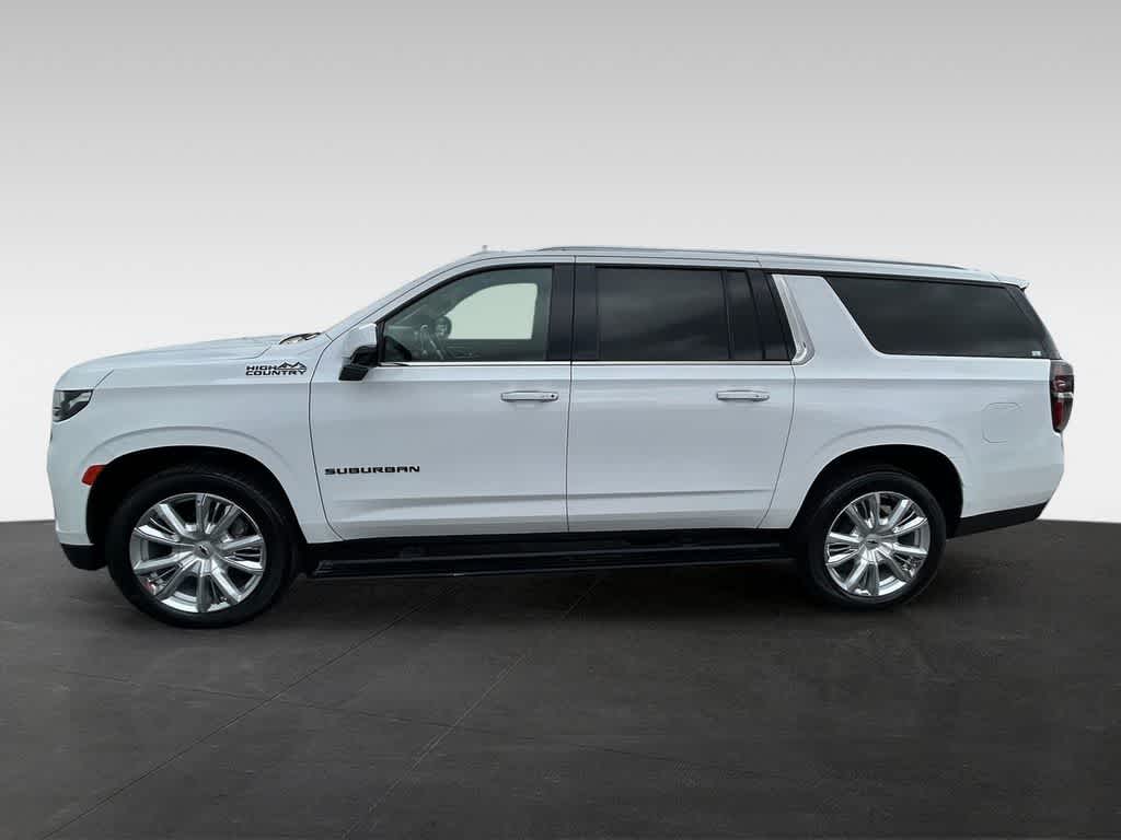 Thumbnail: 2021 Chevrolet Suburban - 3