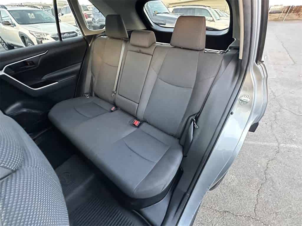 Thumbnail: 2021 Toyota RAV4 - 13