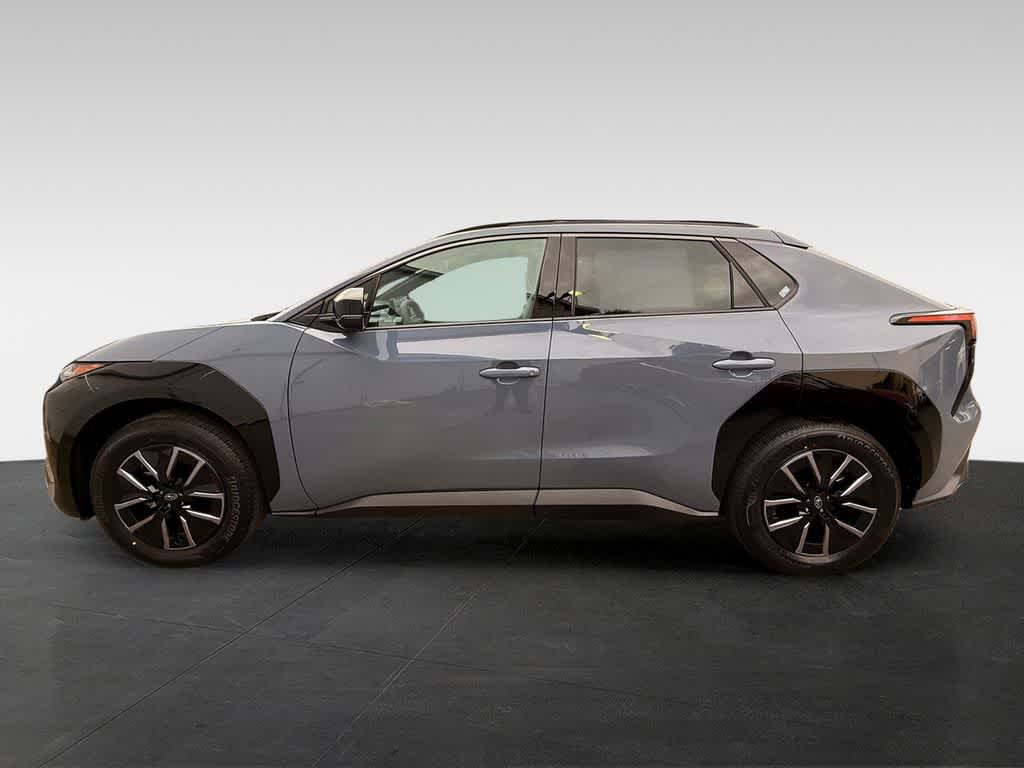 Thumbnail: 2026 Subaru Solterra - 3