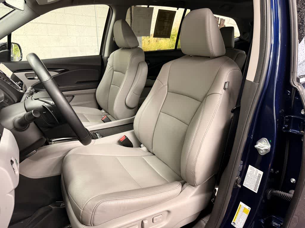 Thumbnail: 2022 Honda Pilot - 12