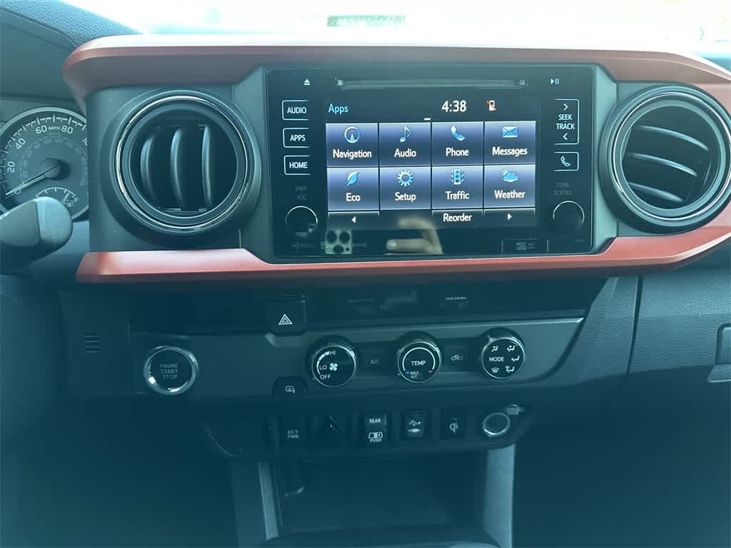 Thumbnail: 2018 Toyota Tacoma - 16