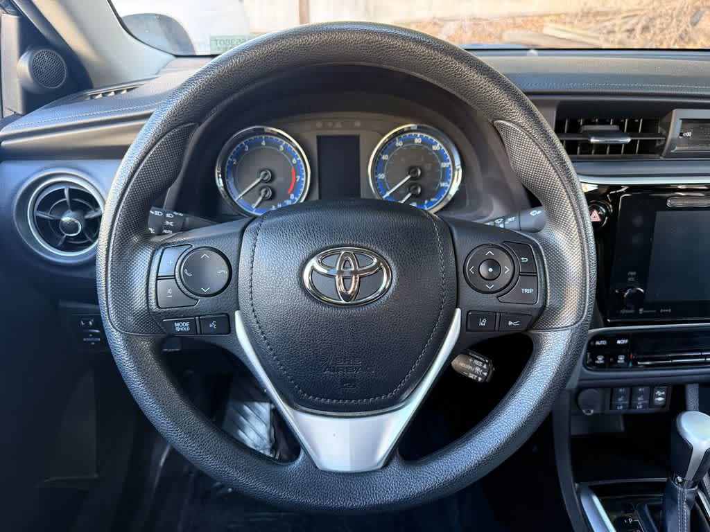 Thumbnail: 2017 Toyota Corolla - 16